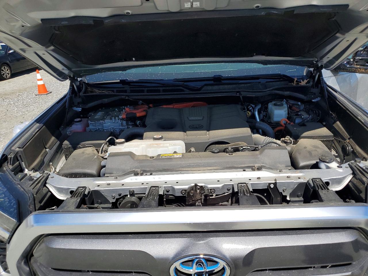 Toyota Tundra Limited Hv