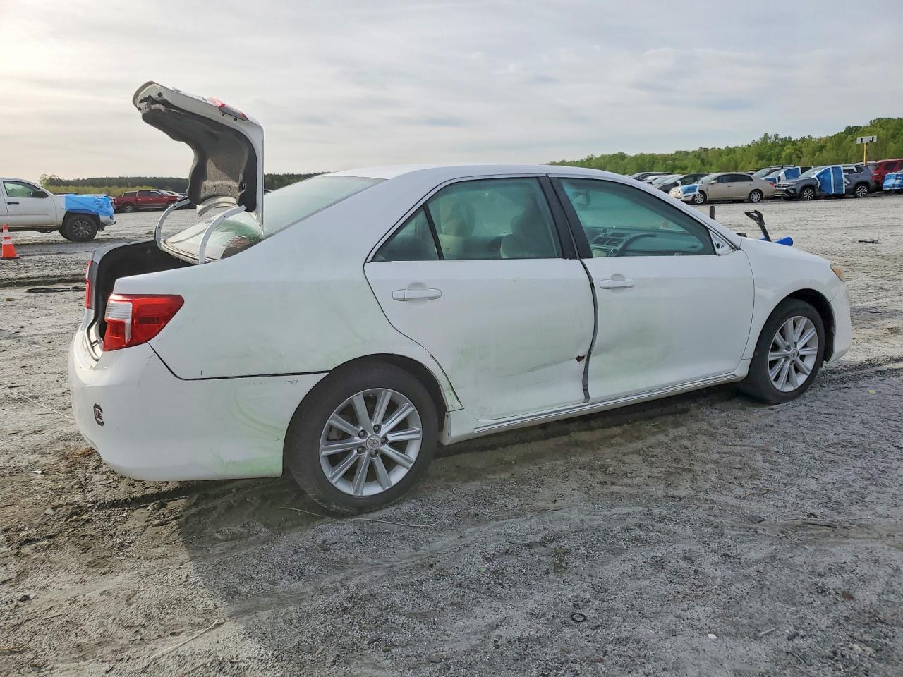 Toyota Camry Xle