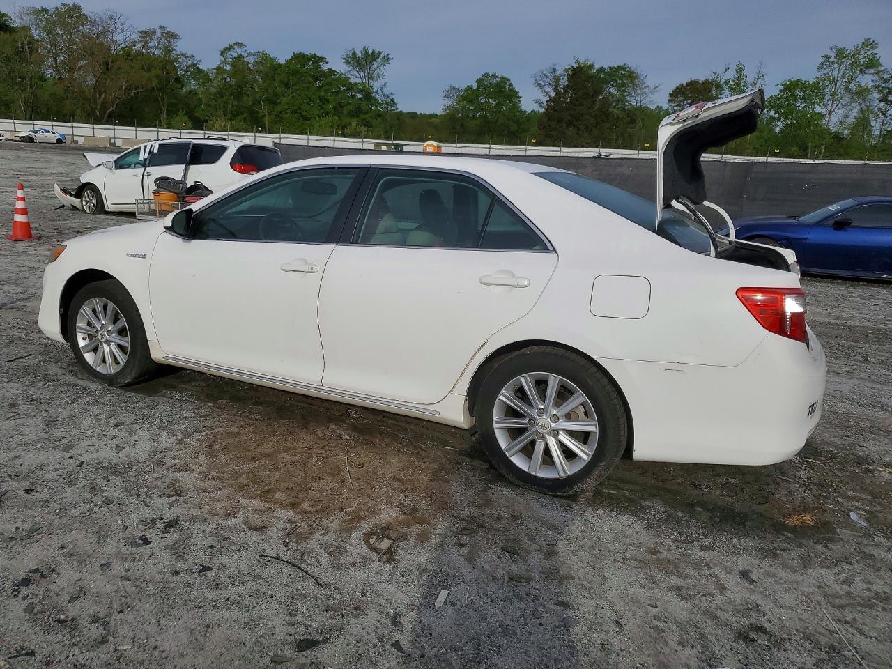 Toyota Camry Xle