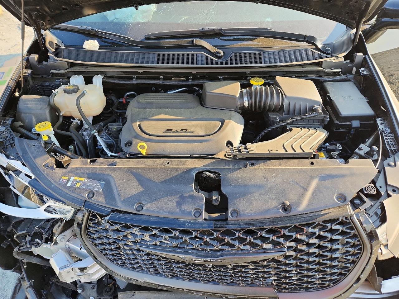 Chrysler Pacifica Limited