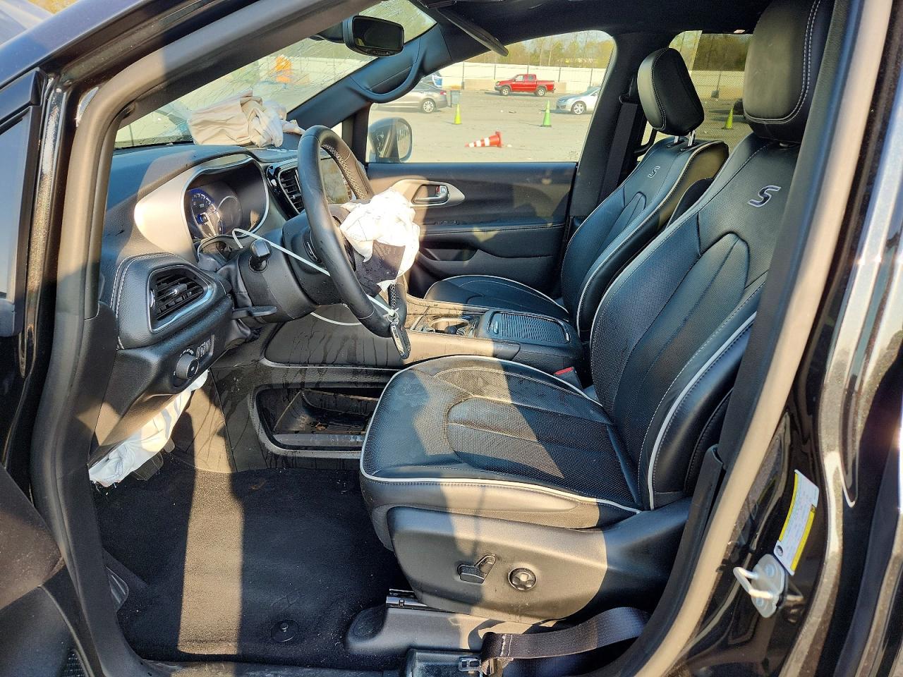 Chrysler Pacifica Limited