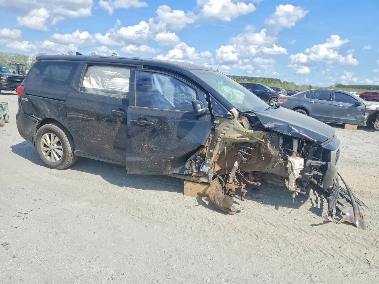 Kia Sedona Lx