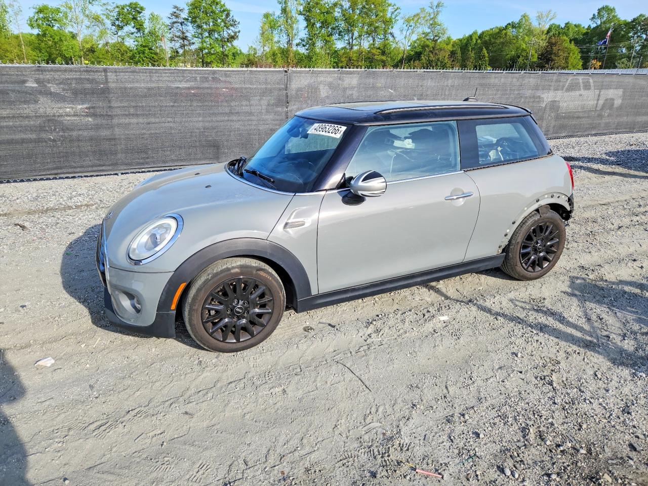 Salvage MINI Cooper Image