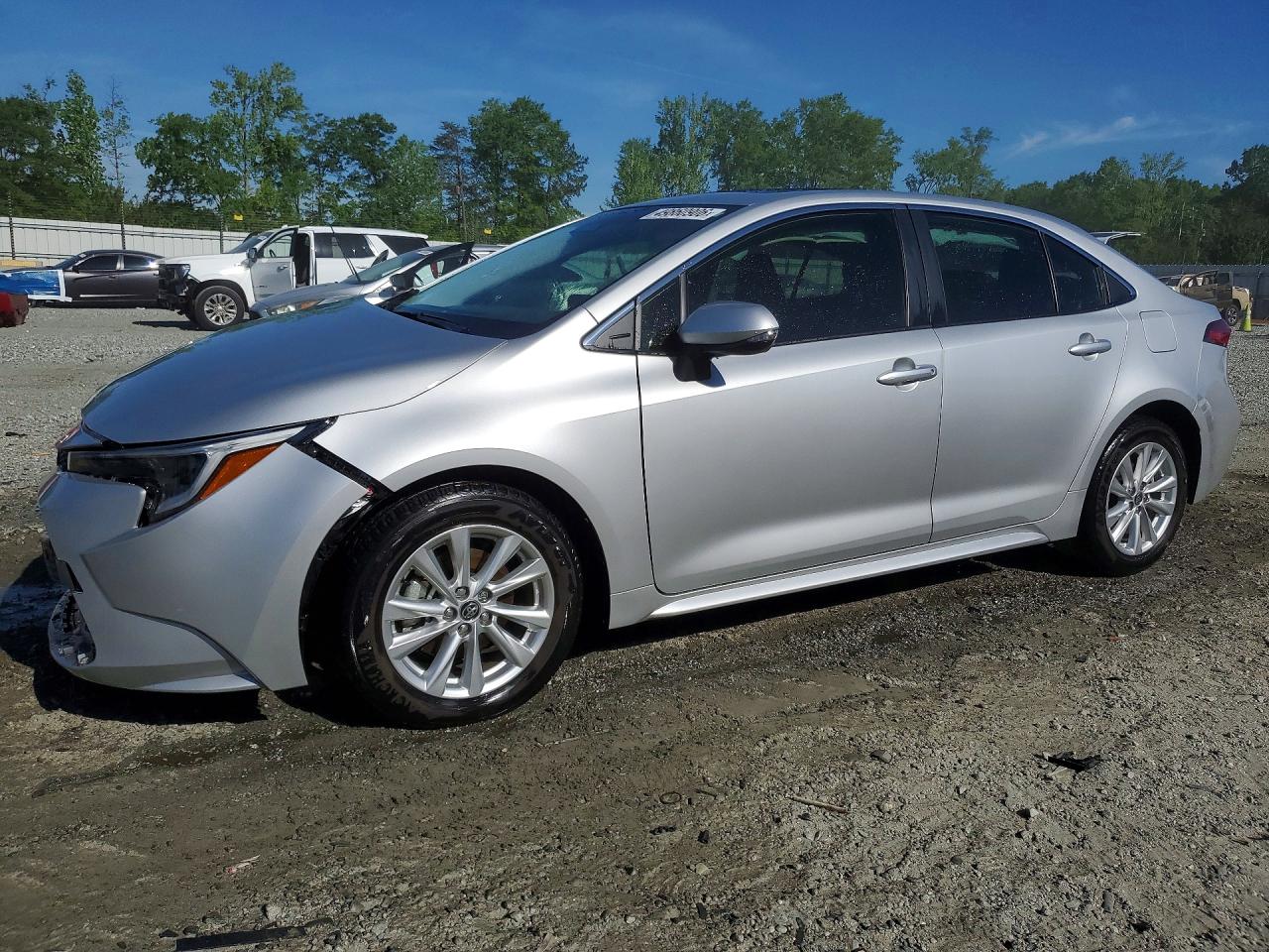 Salvage Toyota Corolla Image