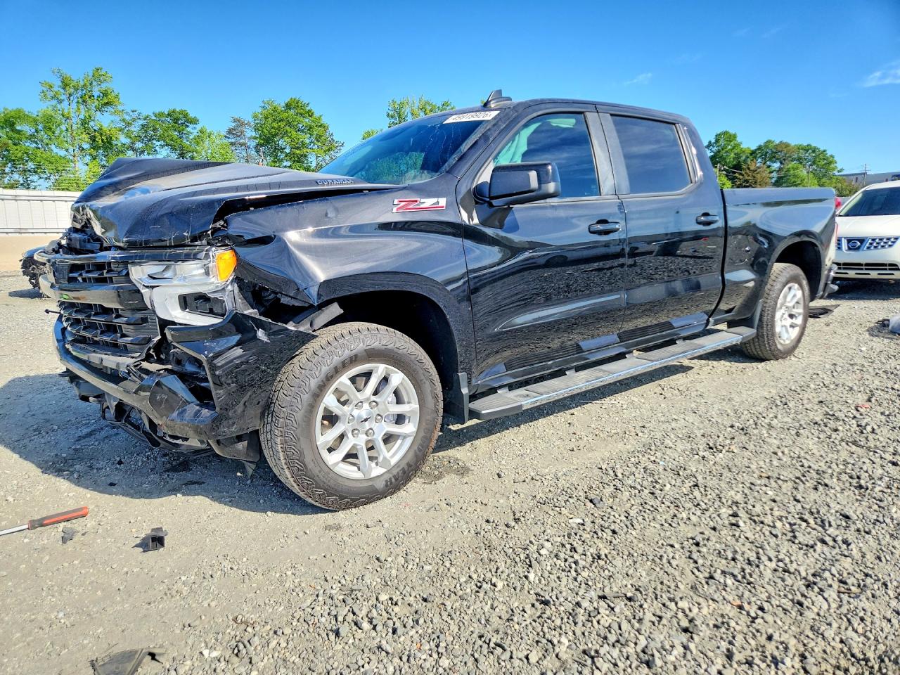 Salvage Chevrolet Silverado Image