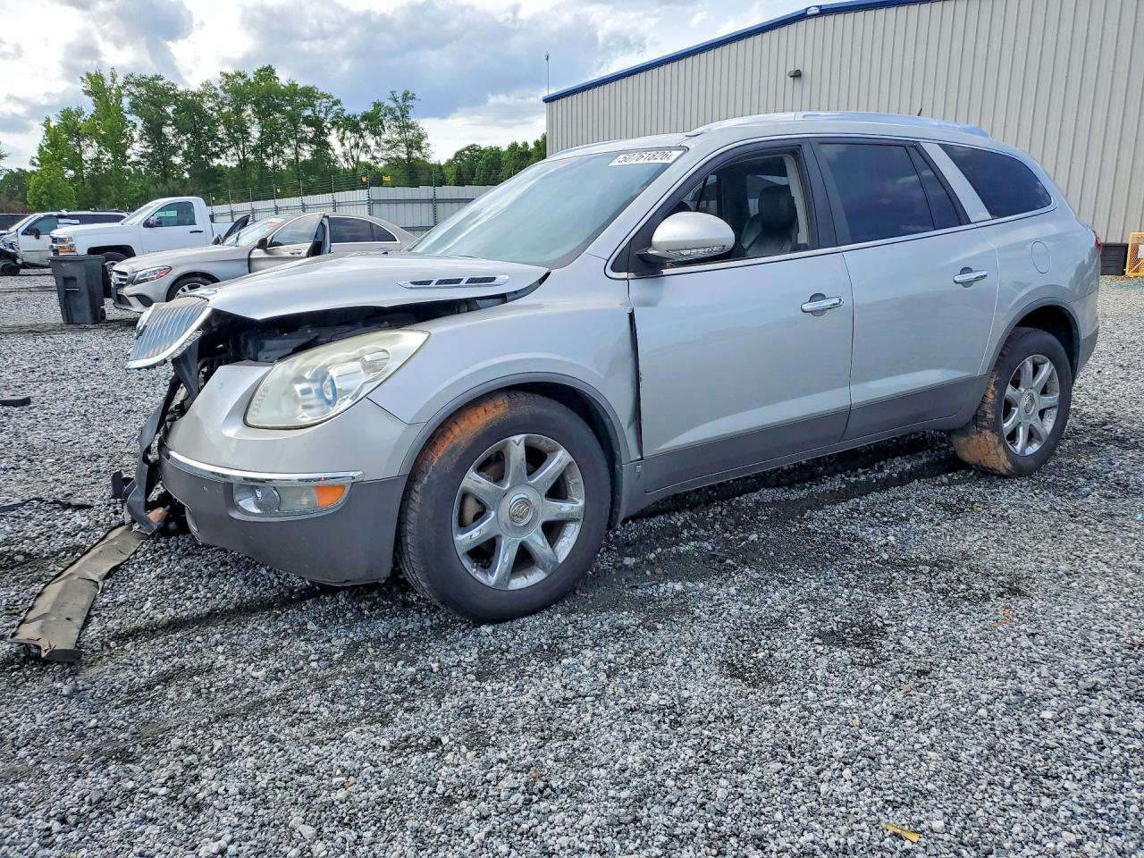 Salvage Buick Enclave Image