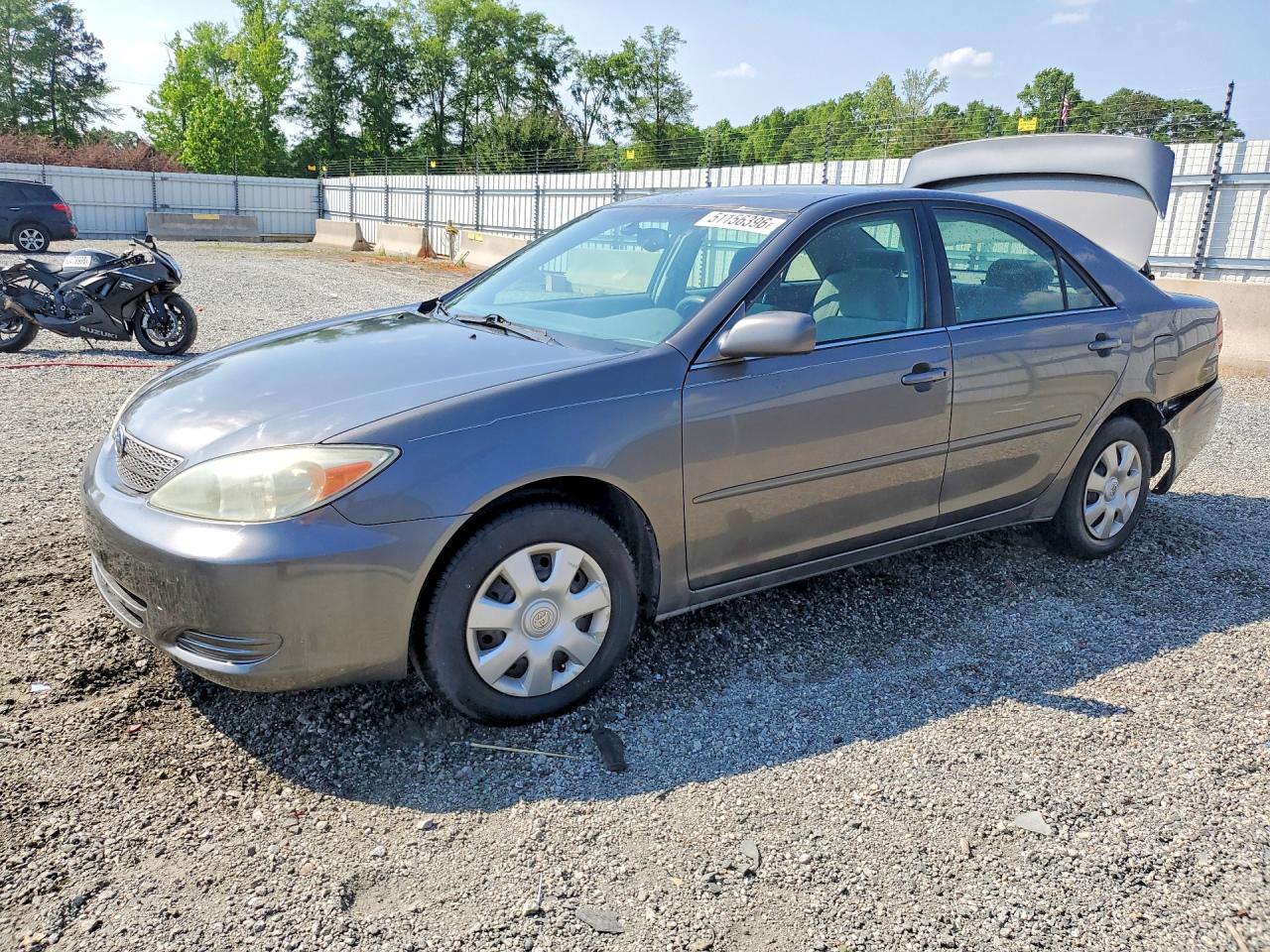 Salvage Toyota Camry Image