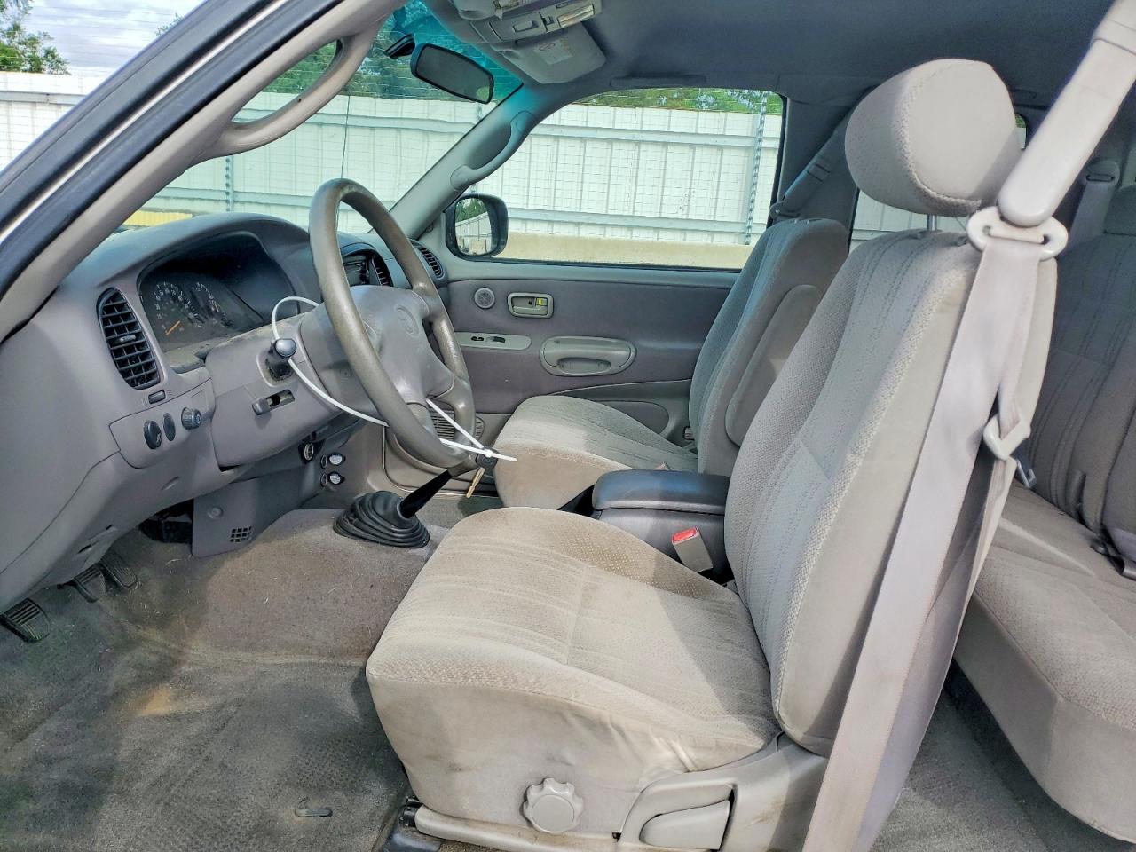Toyota Tundra Access Cab Sr5