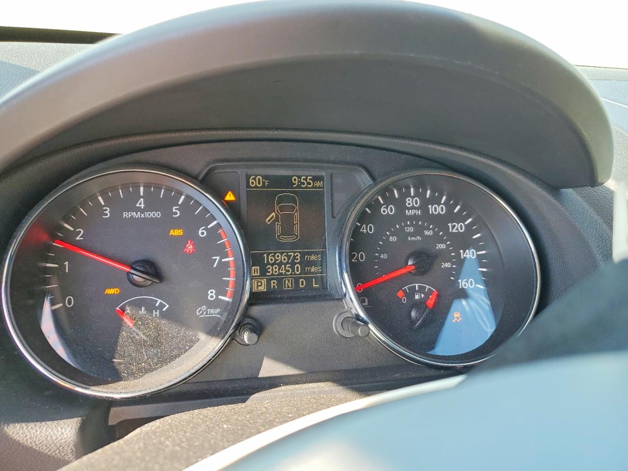 Nissan Rogue S