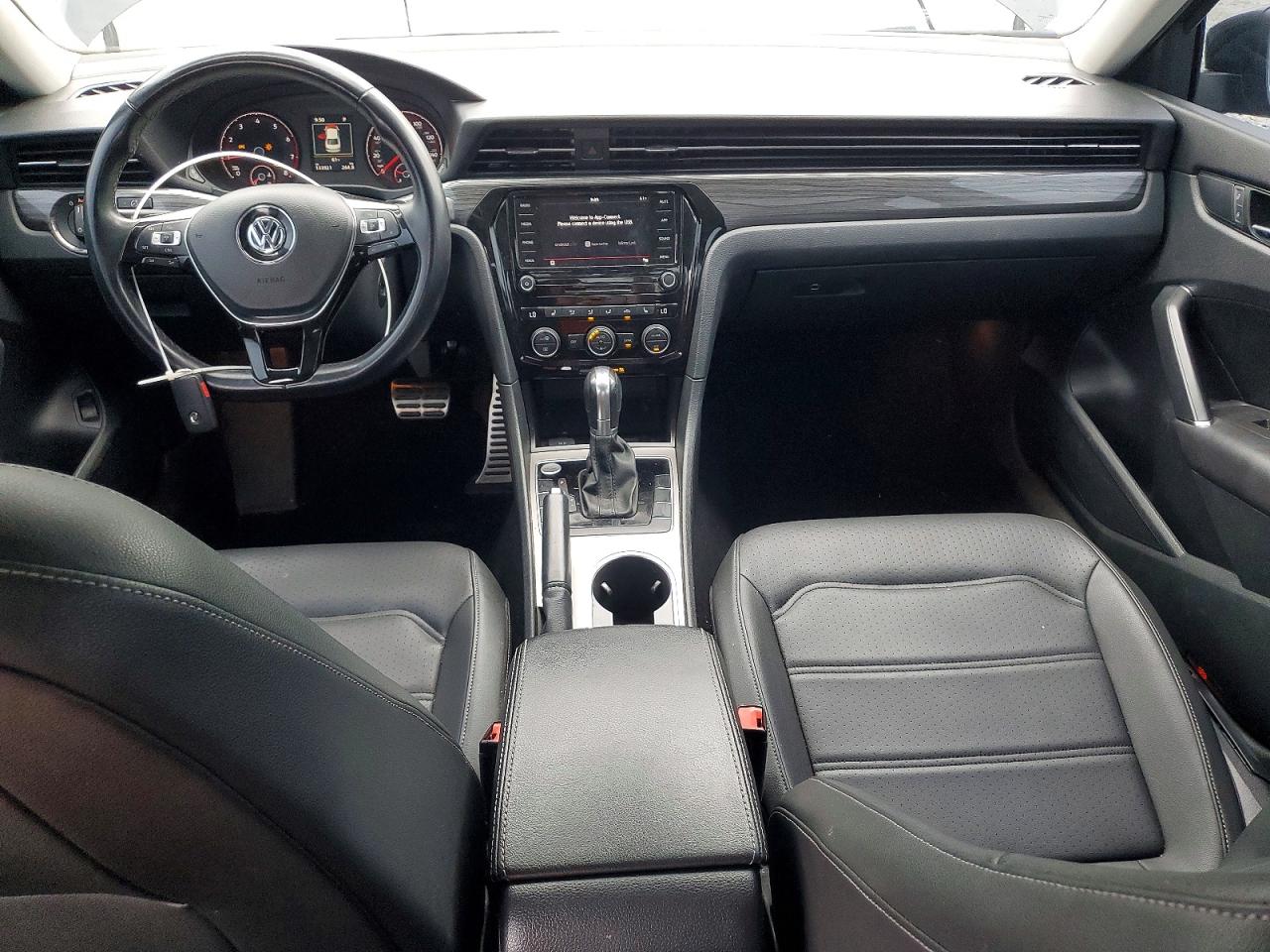 Volkswagen Passat R-line