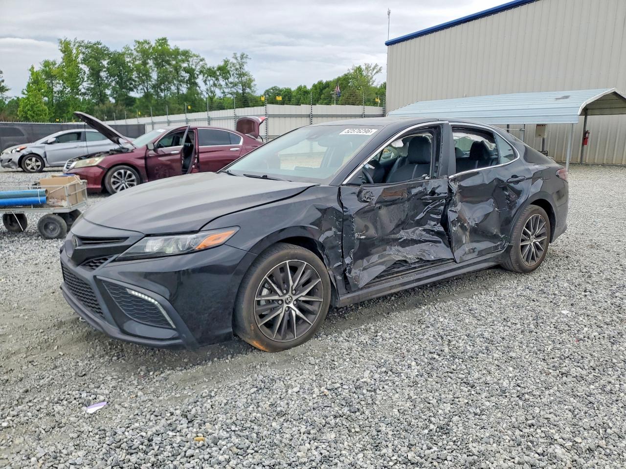 Salvage Toyota Camry Image