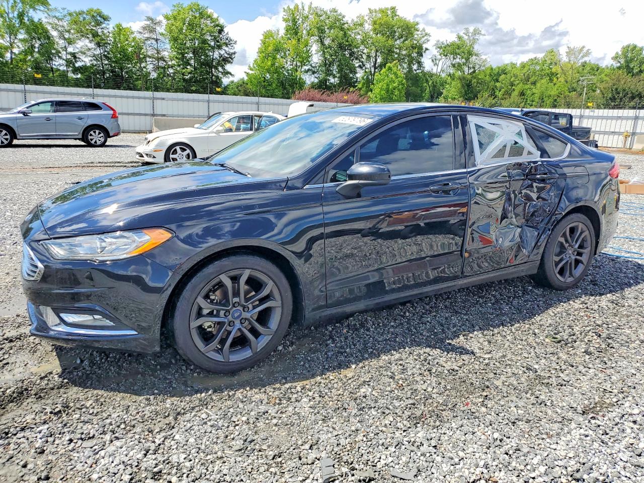 Salvage Ford Fusion Image