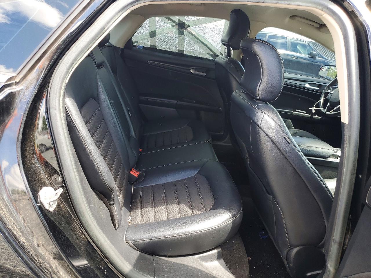 Ford Fusion Se