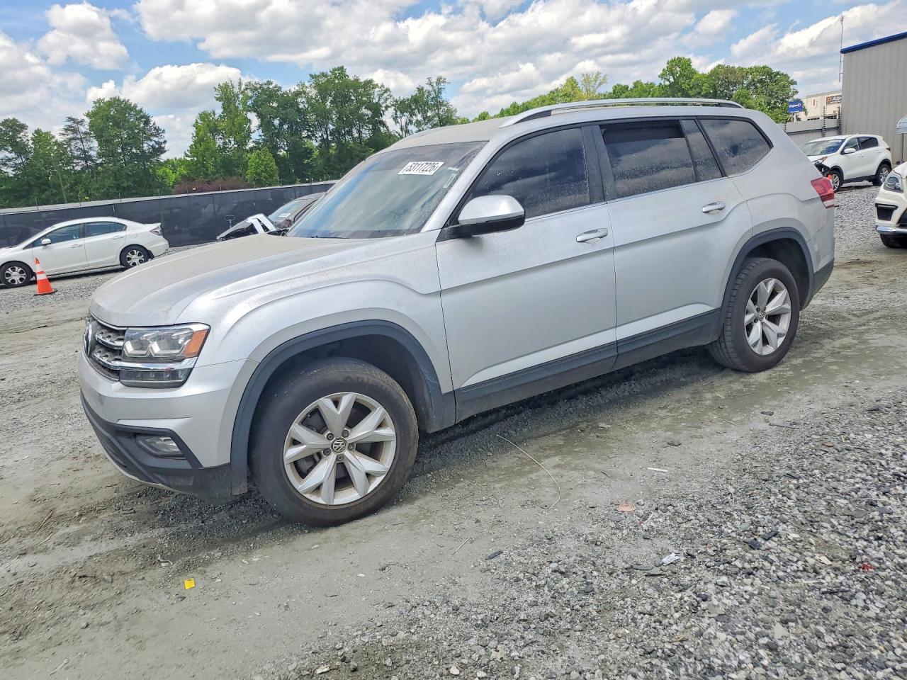 Salvage Volkswagen Atlas Image