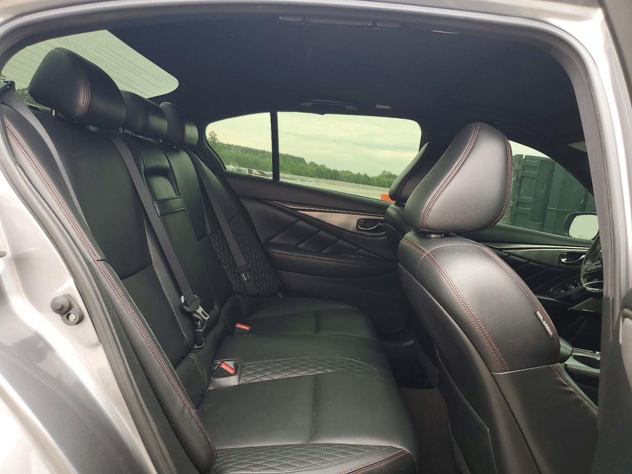 INFINITI Q50 Red Sport 400