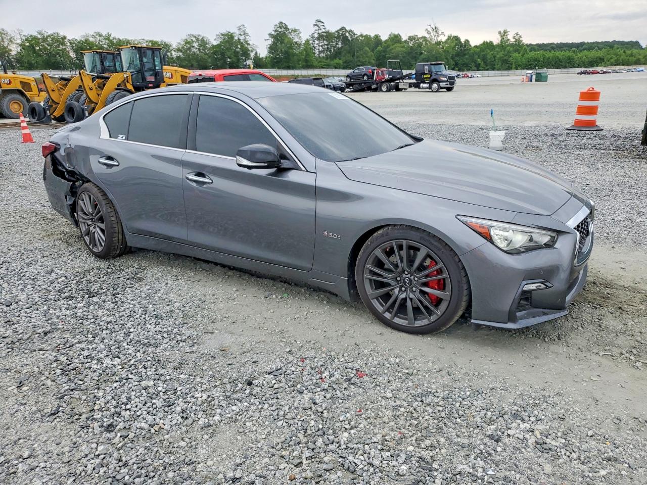 INFINITI Q50 Red Sport 400