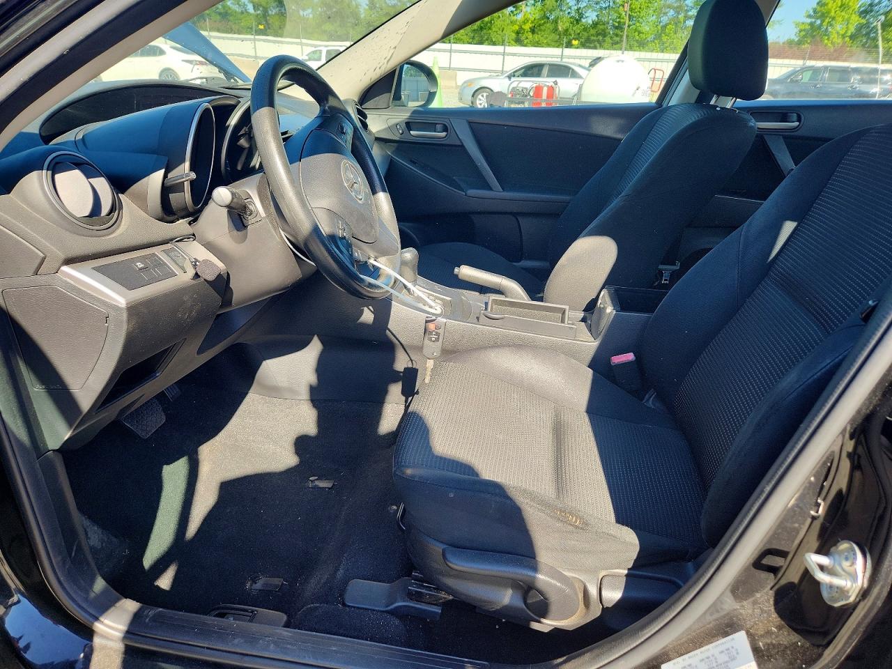 Mazda 3 I