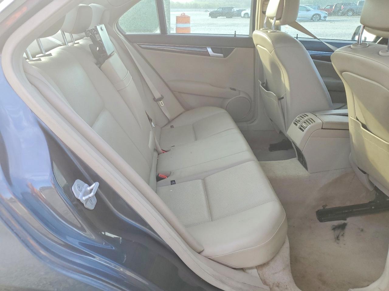 Mercedes-Benz C-Class 250