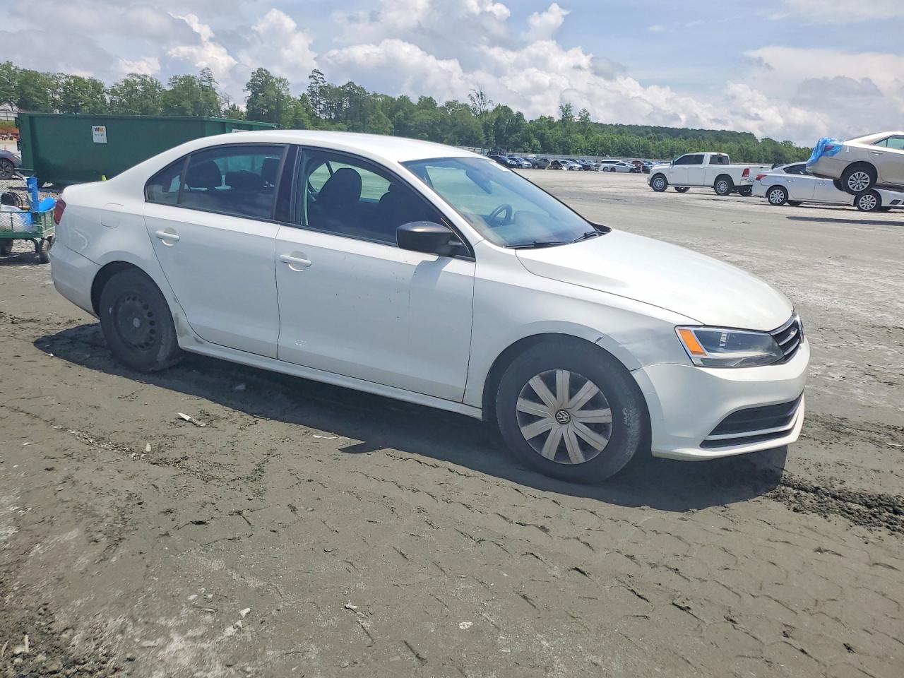 Volkswagen Jetta S