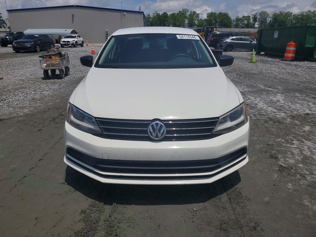 Volkswagen Jetta S