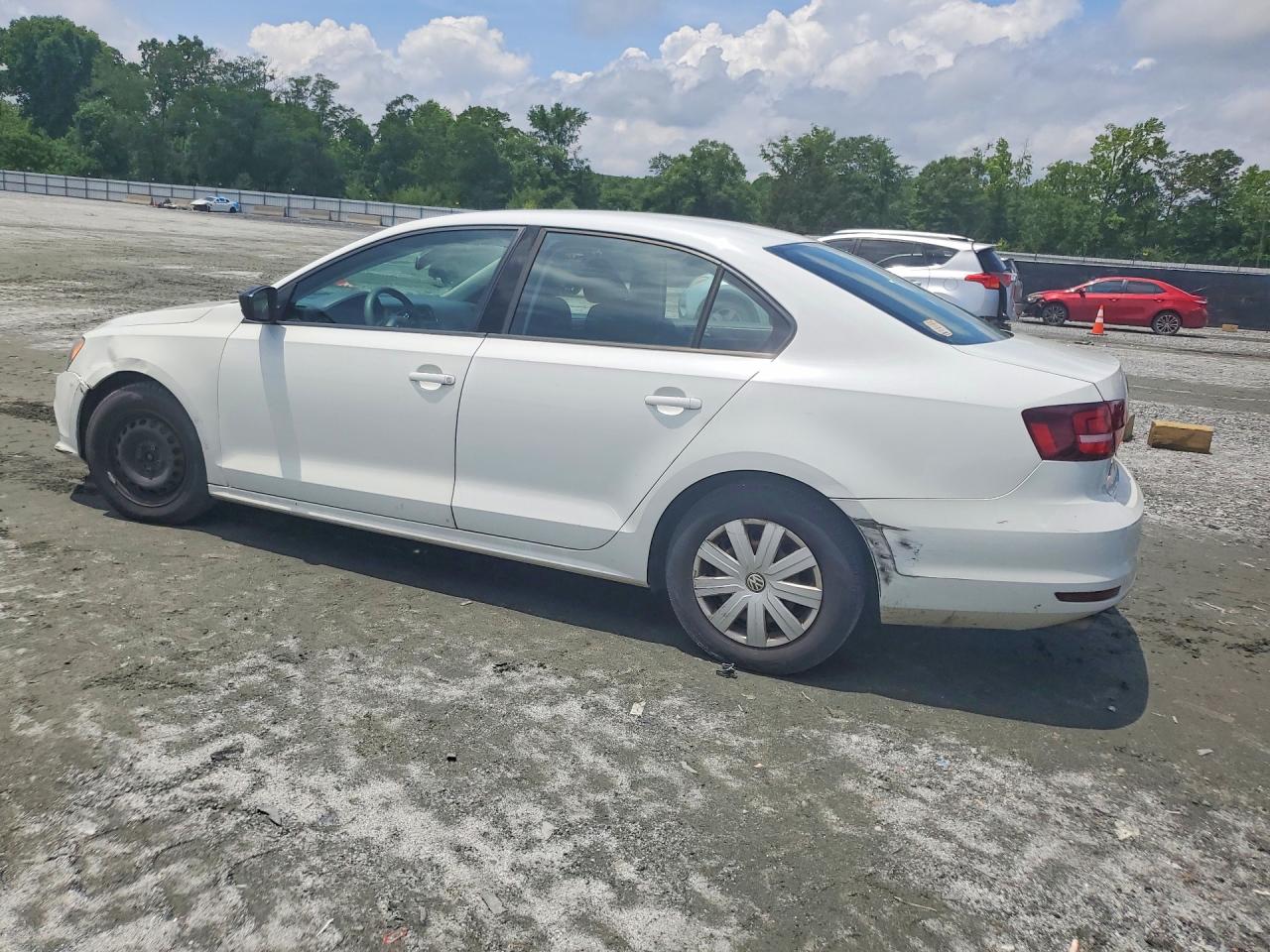 Volkswagen Jetta S