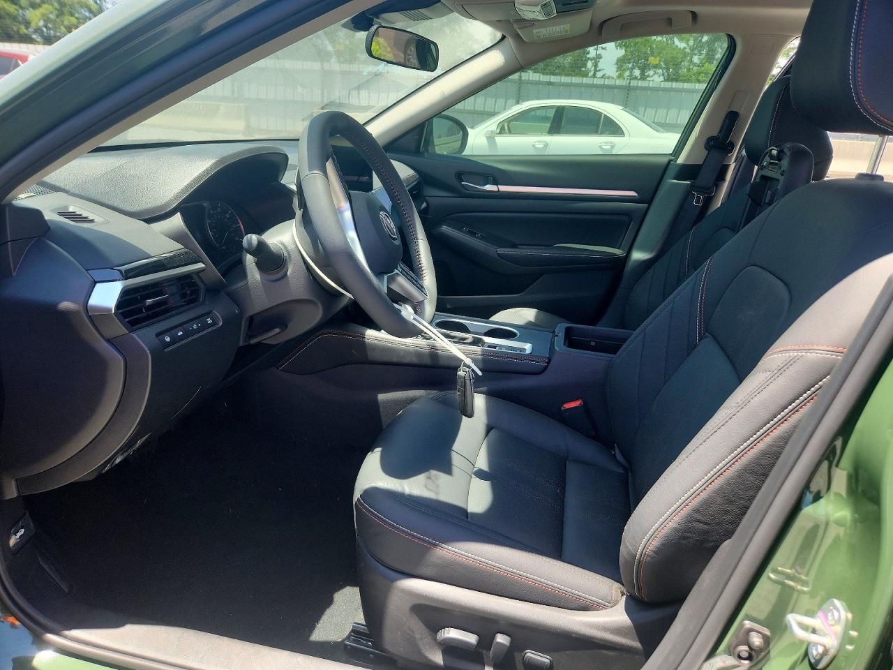 Nissan Altima Sr