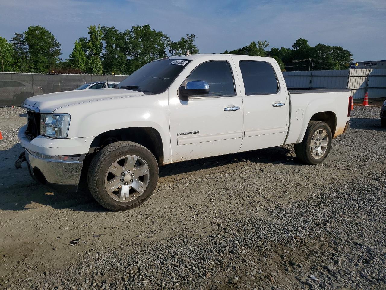 Salvage GMC Sierra Image
