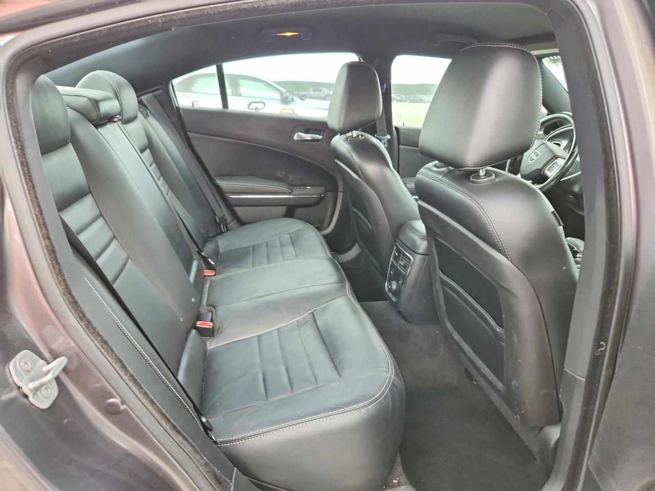 Dodge Charger Sxt