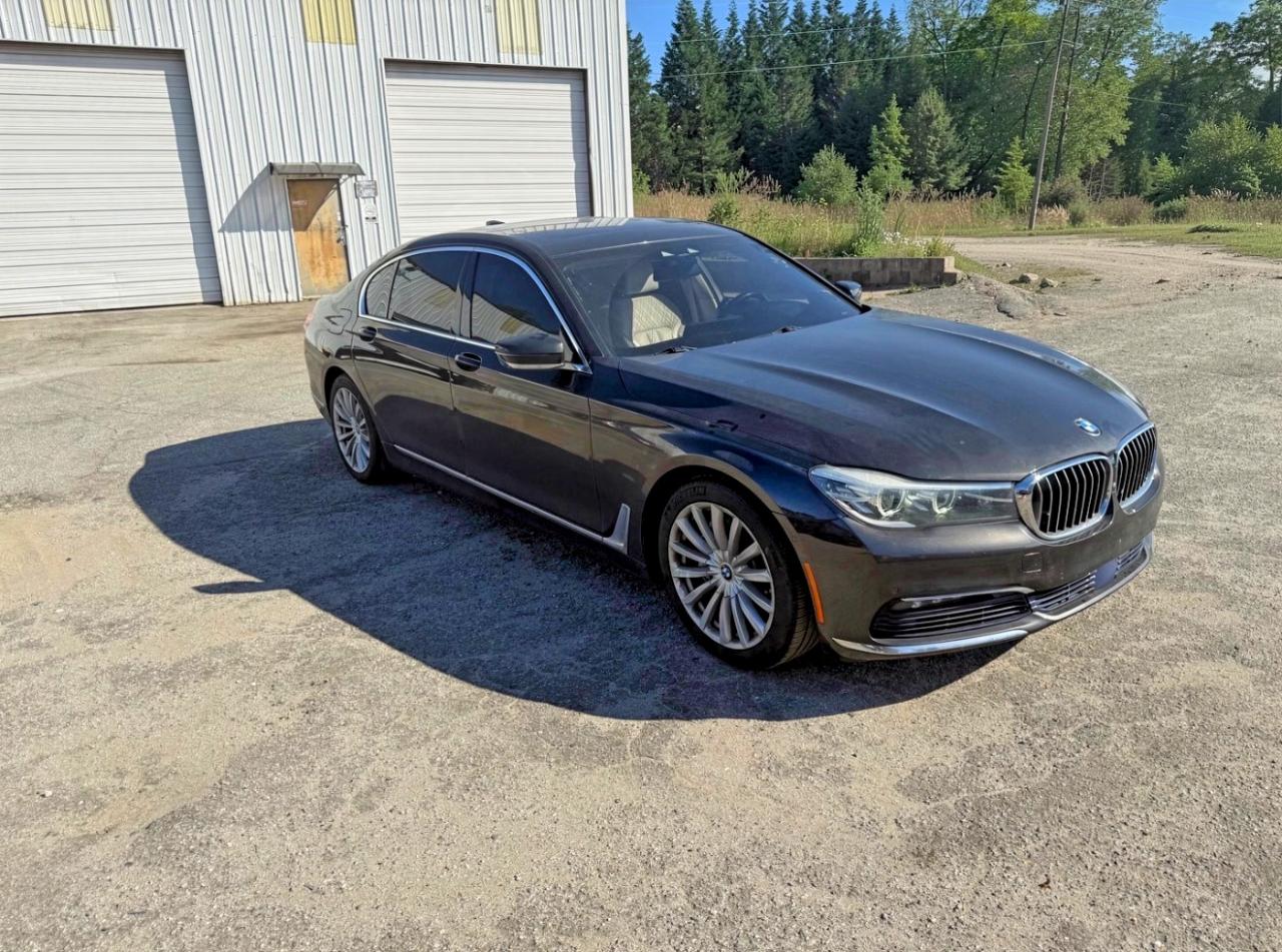 Salvage BMW 7 Series Image