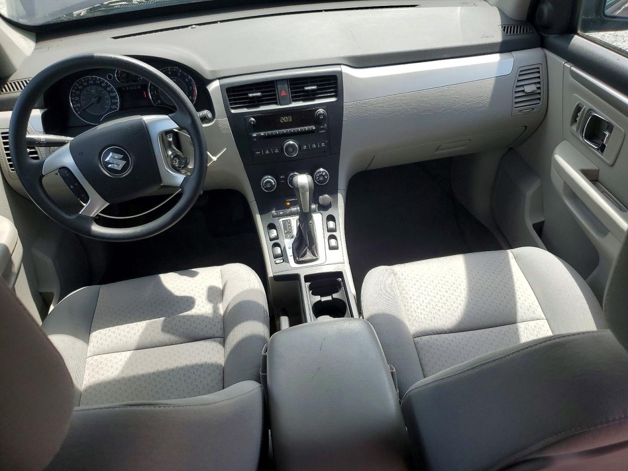 Suzuki XL7