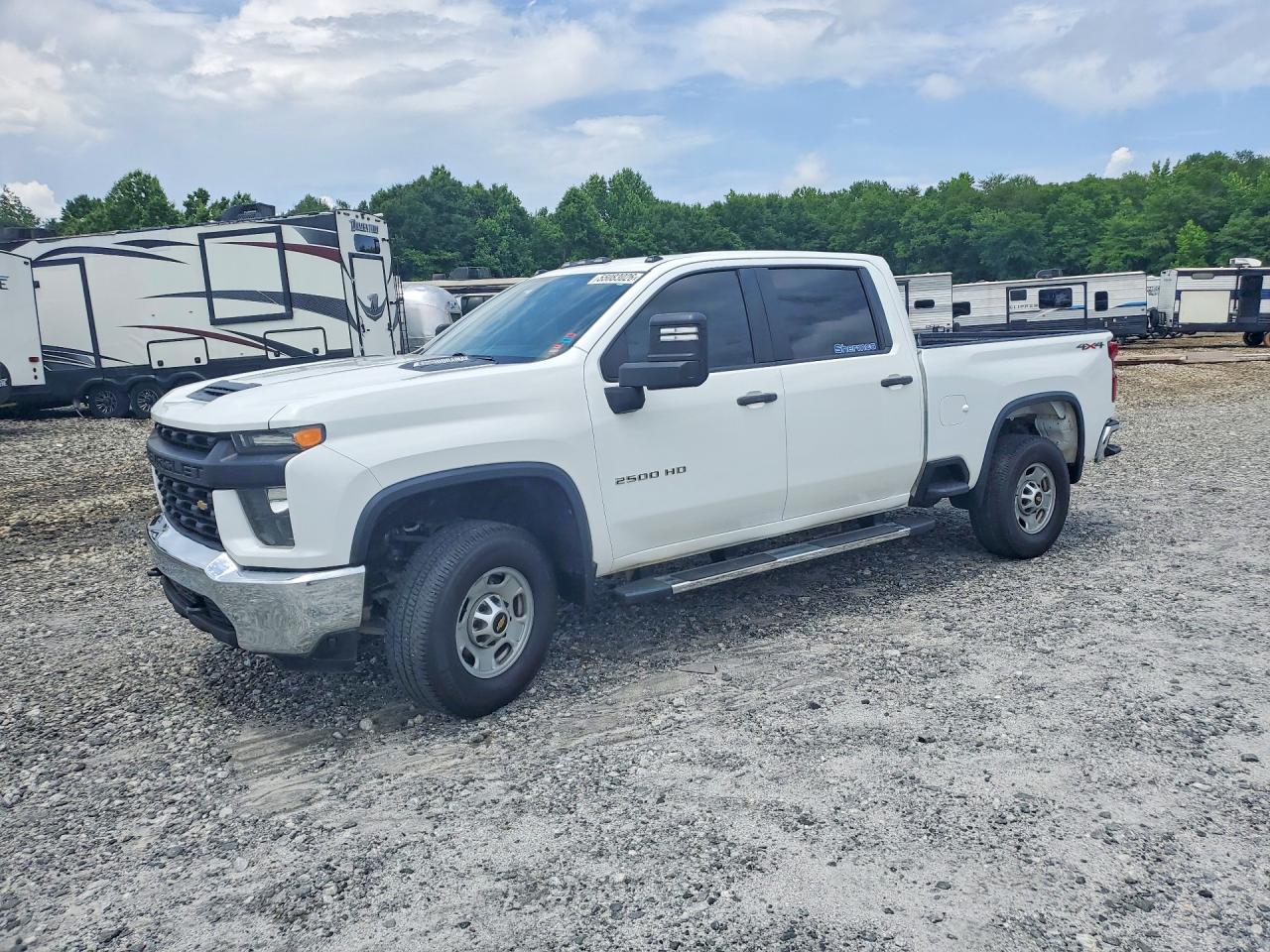 Salvage Chevrolet Silverado Image