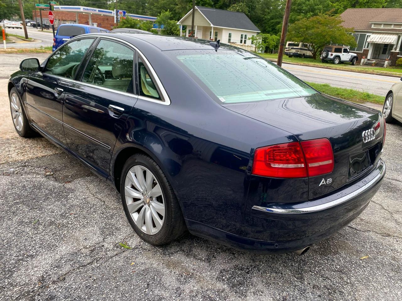 Audi A8 4.2 Quattro