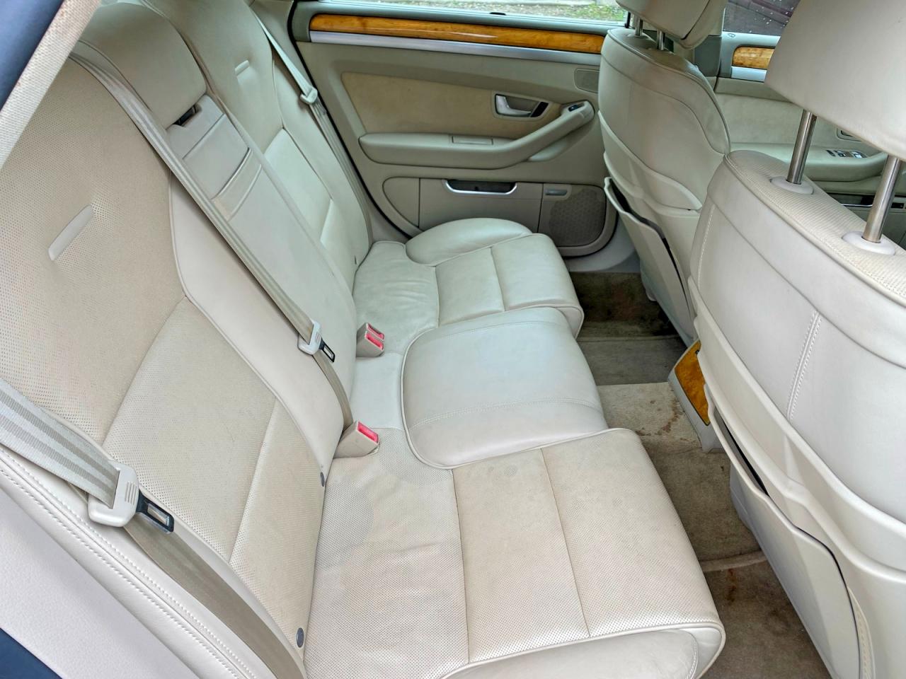 Audi A8 4.2 Quattro