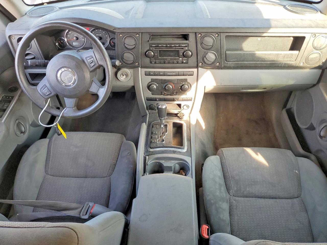 Jeep Commander