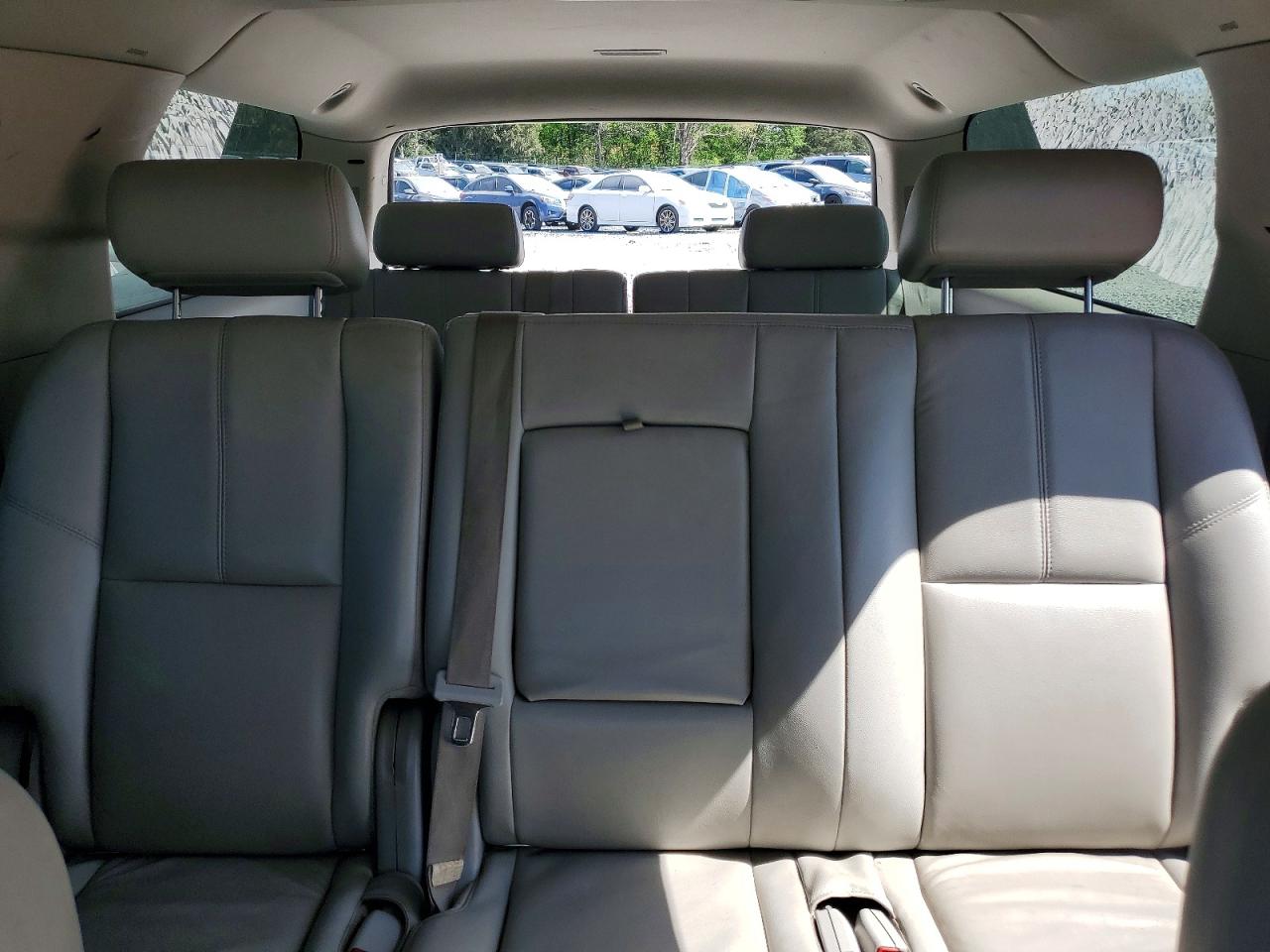 Chevrolet Suburban