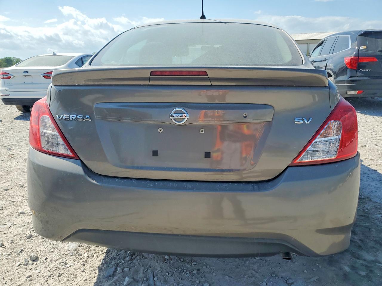 Nissan Versa 1.6 Sv