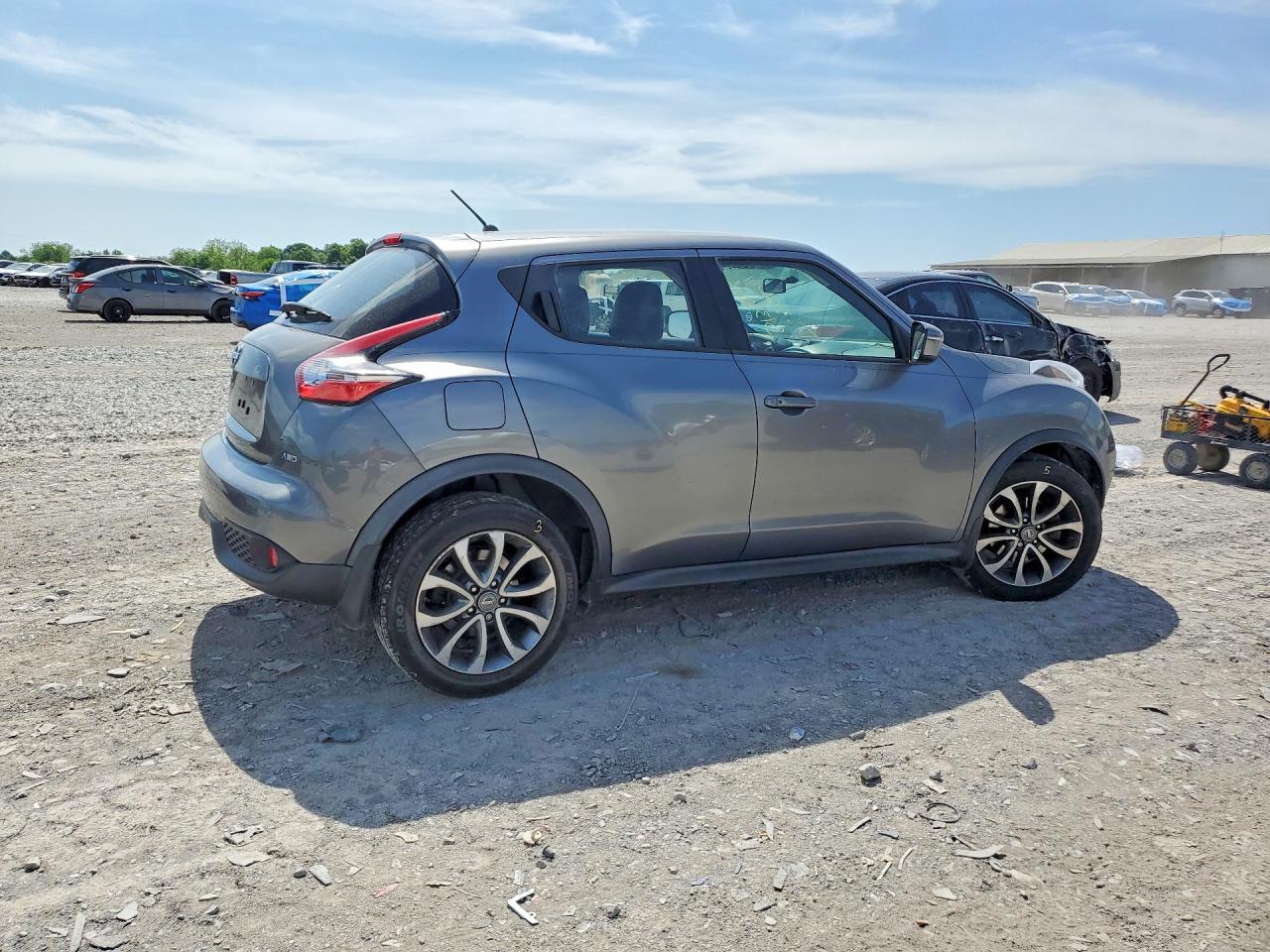 Nissan JUKE S