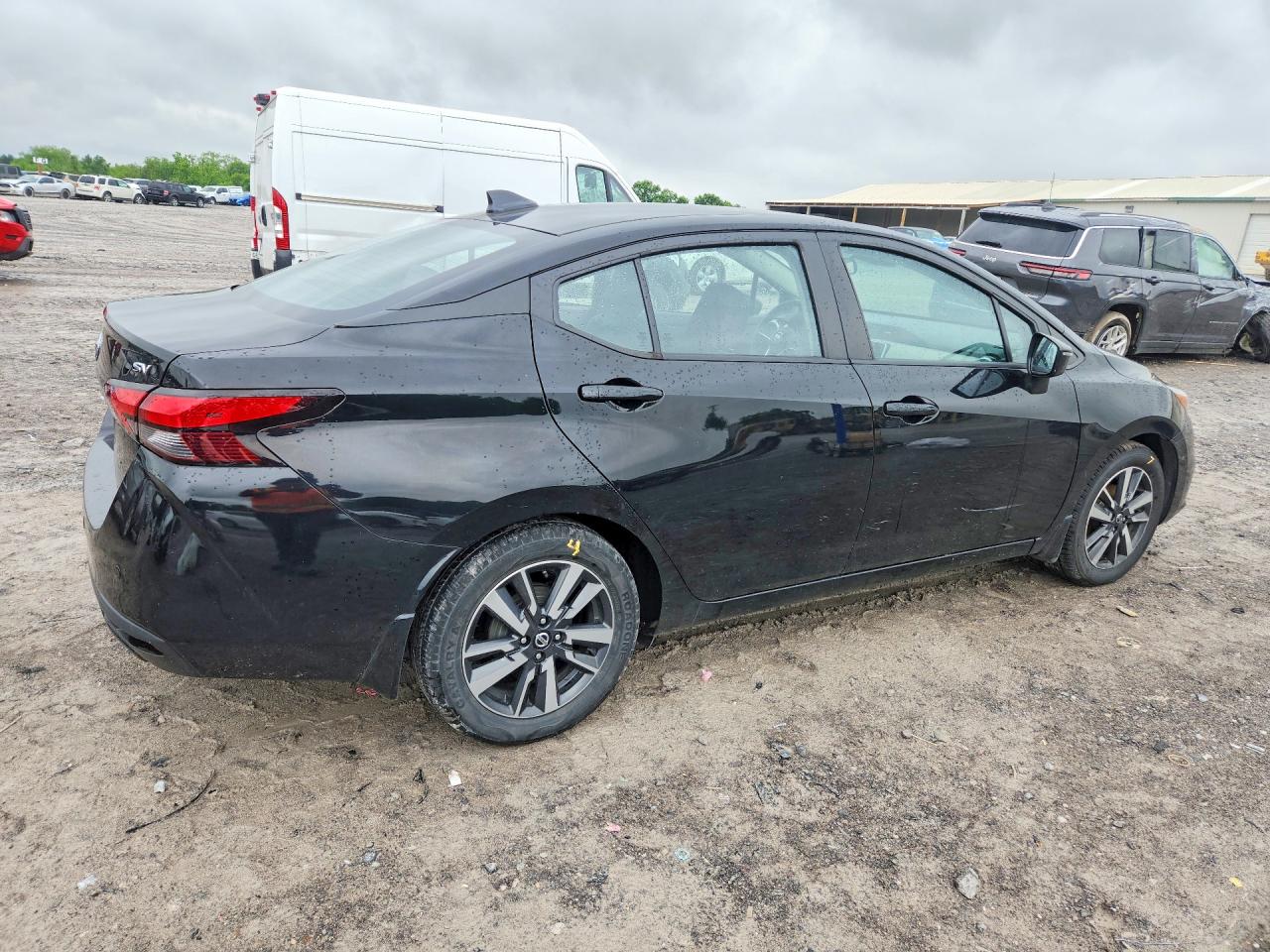 Nissan Versa