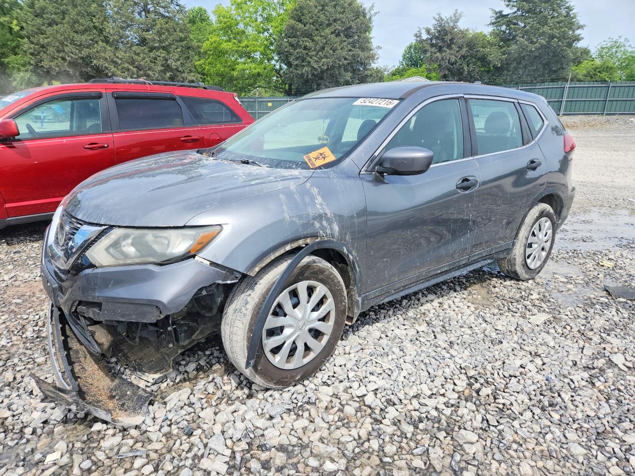 Salvage Nissan Rogue Image
