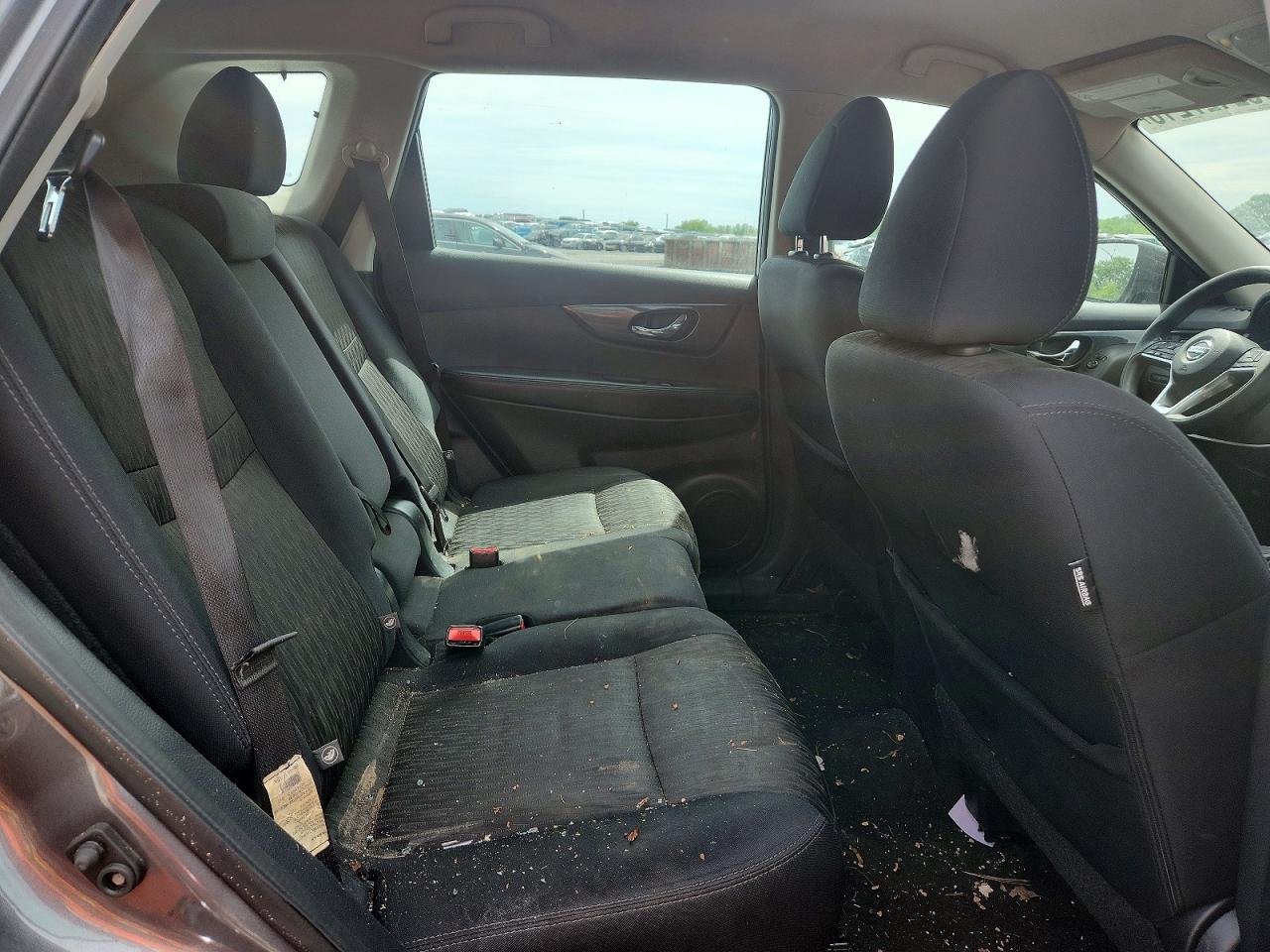 Nissan Rogue S