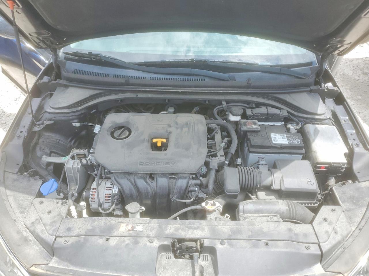 Hyundai ELANTRA Sel