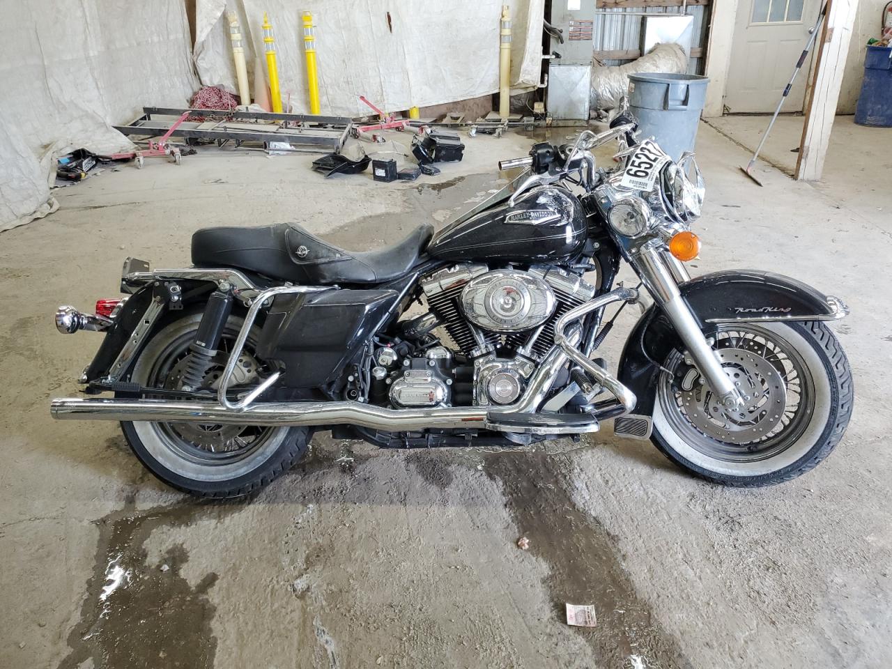 Salvage Harley-Davidson Fl Image