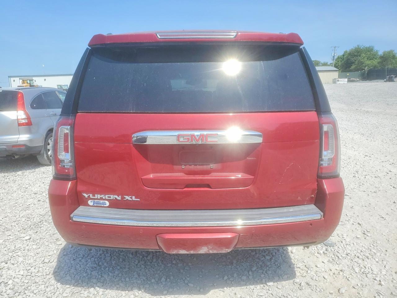 GMC Yukon Denali