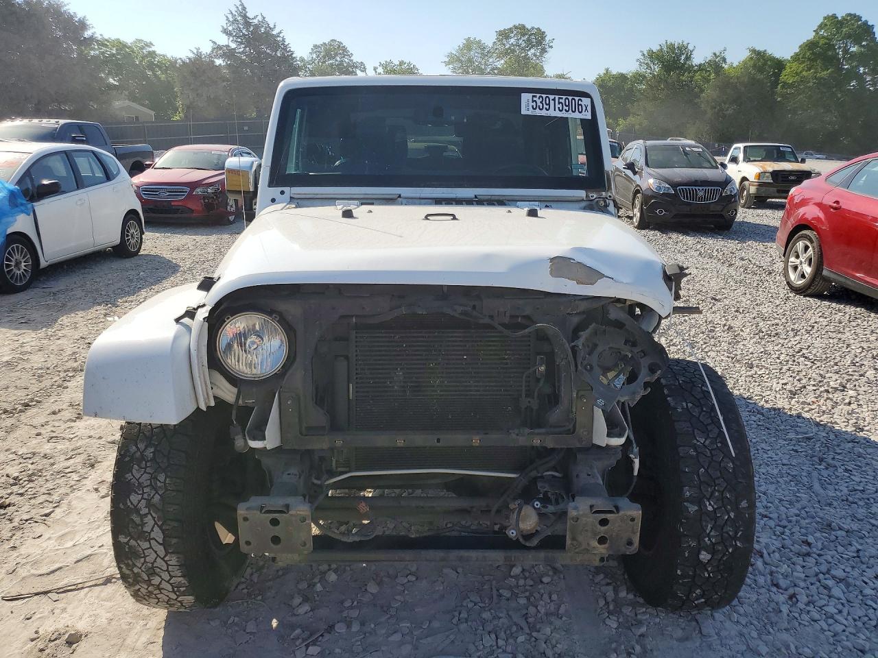Jeep Wrangler Sahara