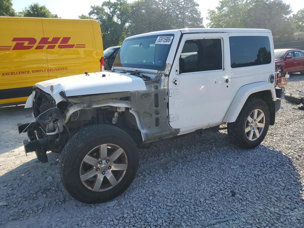Salvage Jeep Wrangler Image