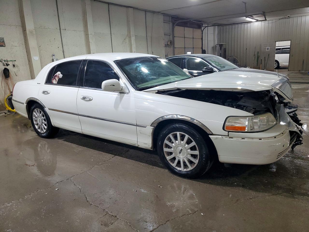 Lincoln Towncar Signature