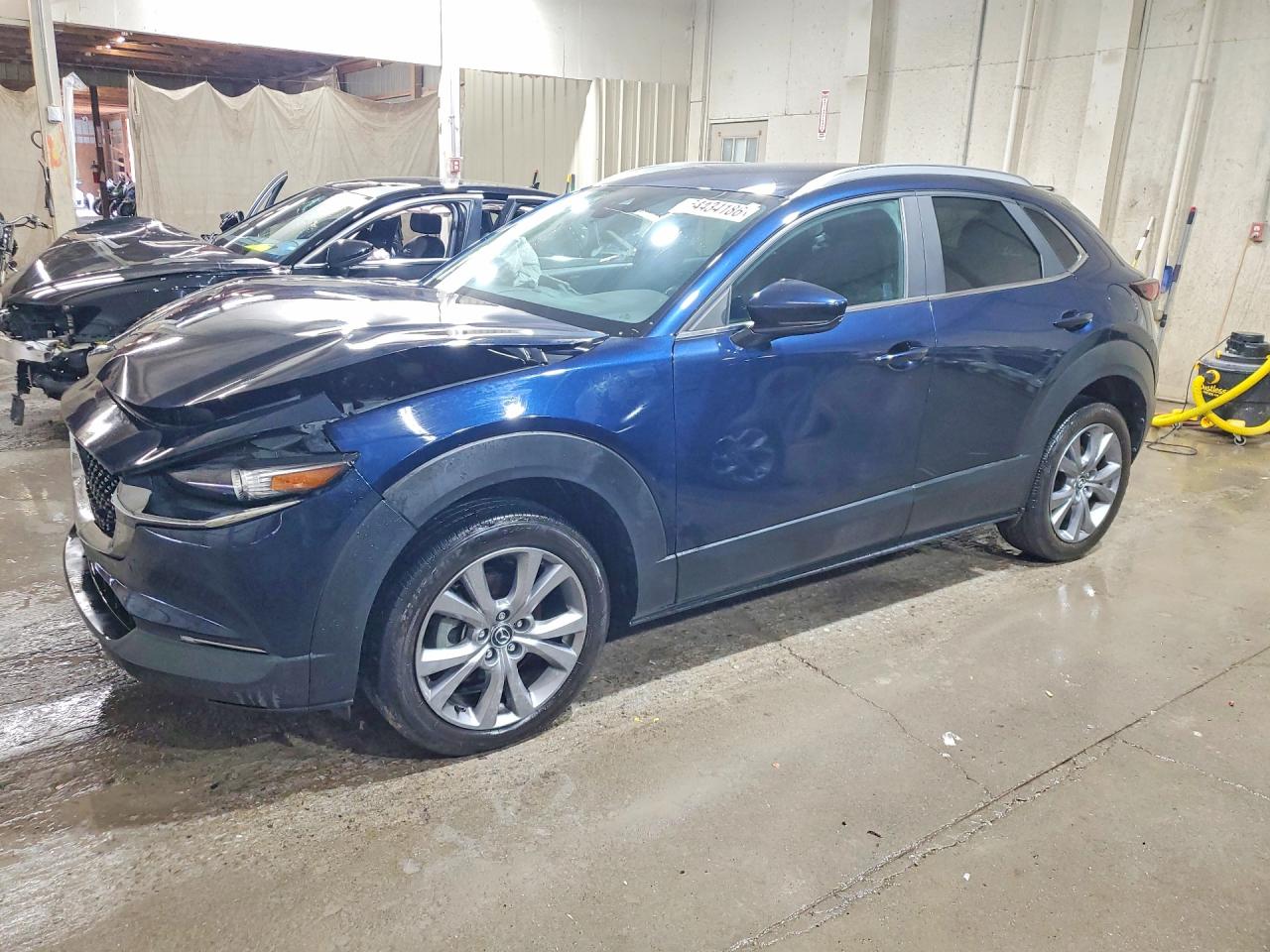 Salvage Mazda Cx Image