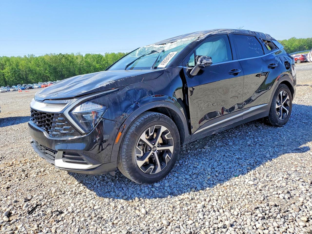Salvage Kia Sportage Image