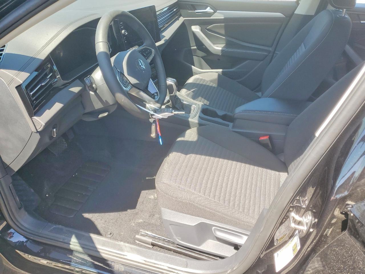 Volkswagen Jetta S
