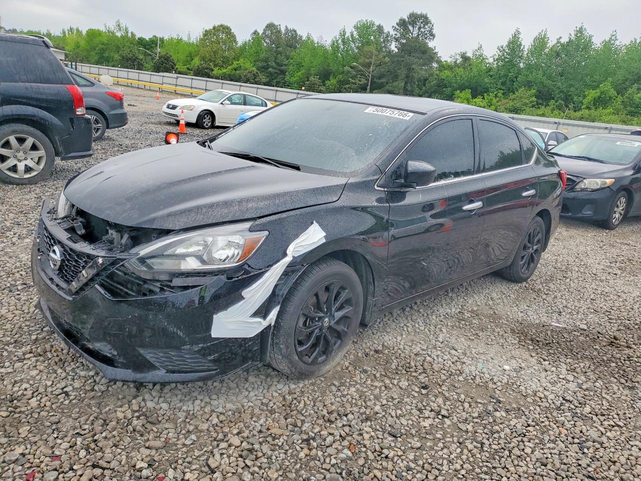 Salvage Nissan Sentra Image